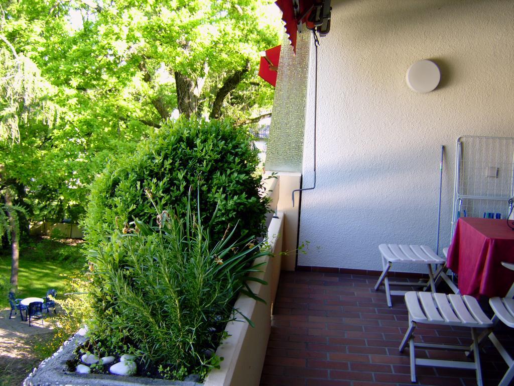Appartementhaus Im Gruen Bad Bellingen Exterior photo